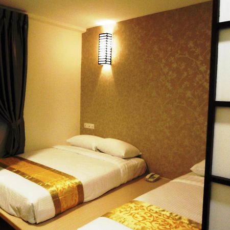 Eight Days Boutique Hotel - Mount Austin Johor Bahru Eksteriør bilde