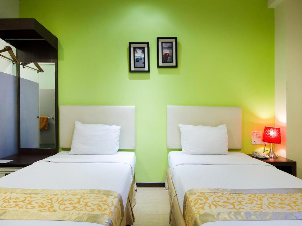 Eight Days Boutique Hotel - Mount Austin Johor Bahru Eksteriør bilde