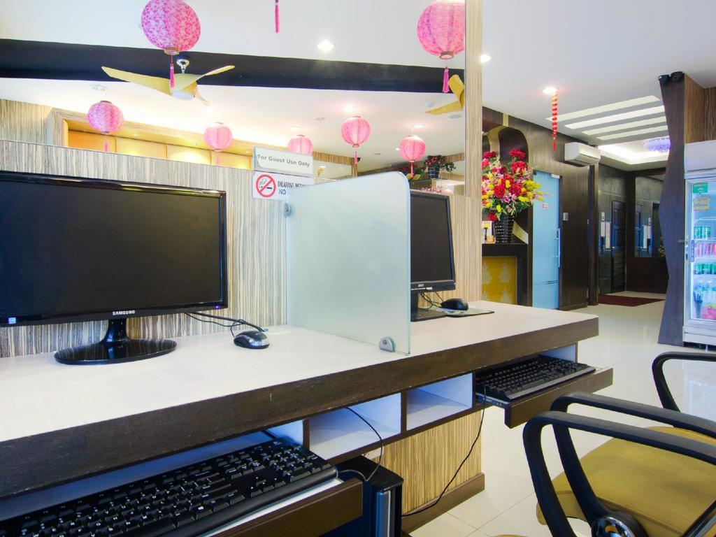 Eight Days Boutique Hotel - Mount Austin Johor Bahru Eksteriør bilde