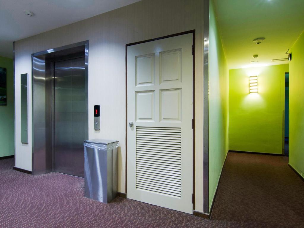 Eight Days Boutique Hotel - Mount Austin Johor Bahru Eksteriør bilde